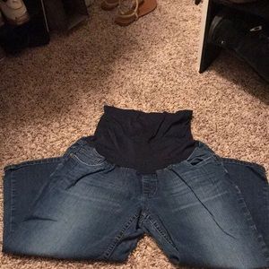 Motherhood jean capris